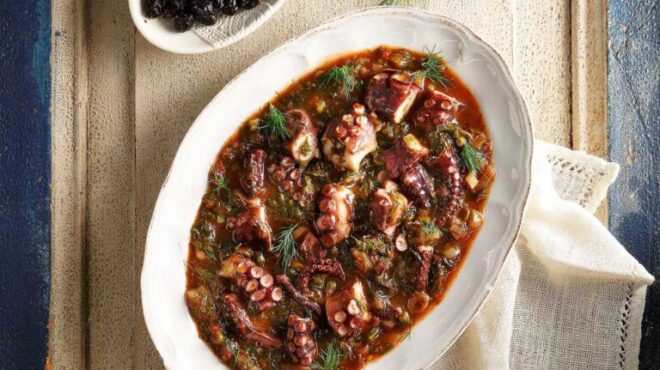 χταπόδι-κρασάτο-8-συνταγές-νηστίσιμες-563548228