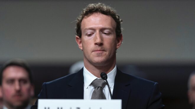 επρεπε-να-τους-αγοράσουμε-τα-emails-που-σ-563572894