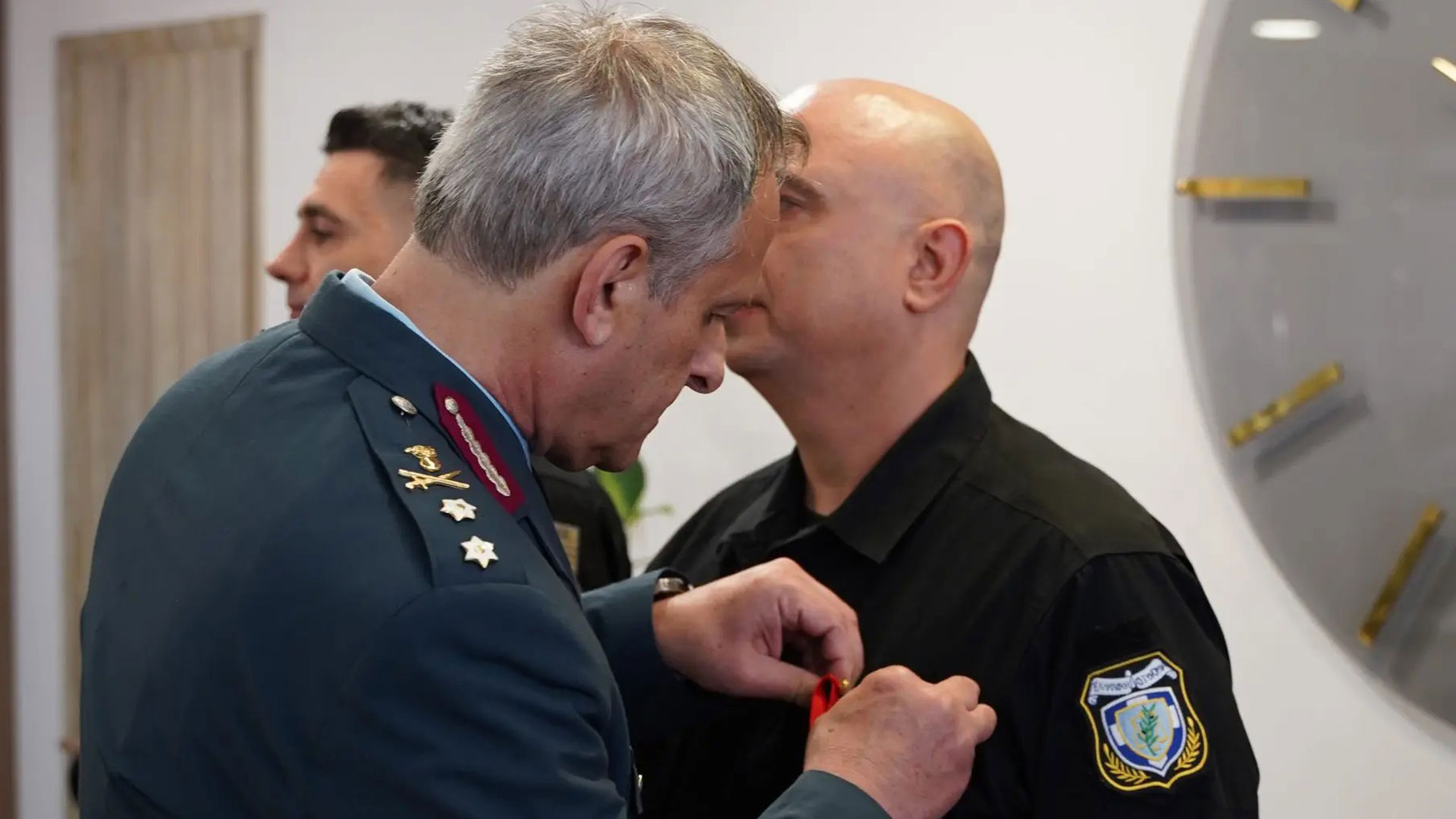 ΕΛ.ΑΣ.: Τιμητικές διακρίσεις σε αστυνομικούς της Ομάδας ΔΙ.ΑΣ.-2