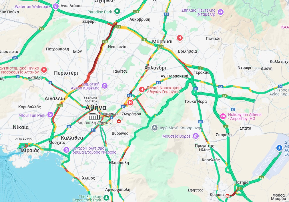 Τροχαίο ατύχημα στη λεωφόρο Κηφισού – Μετ’ εμποδίων η κυκλοφορία-1