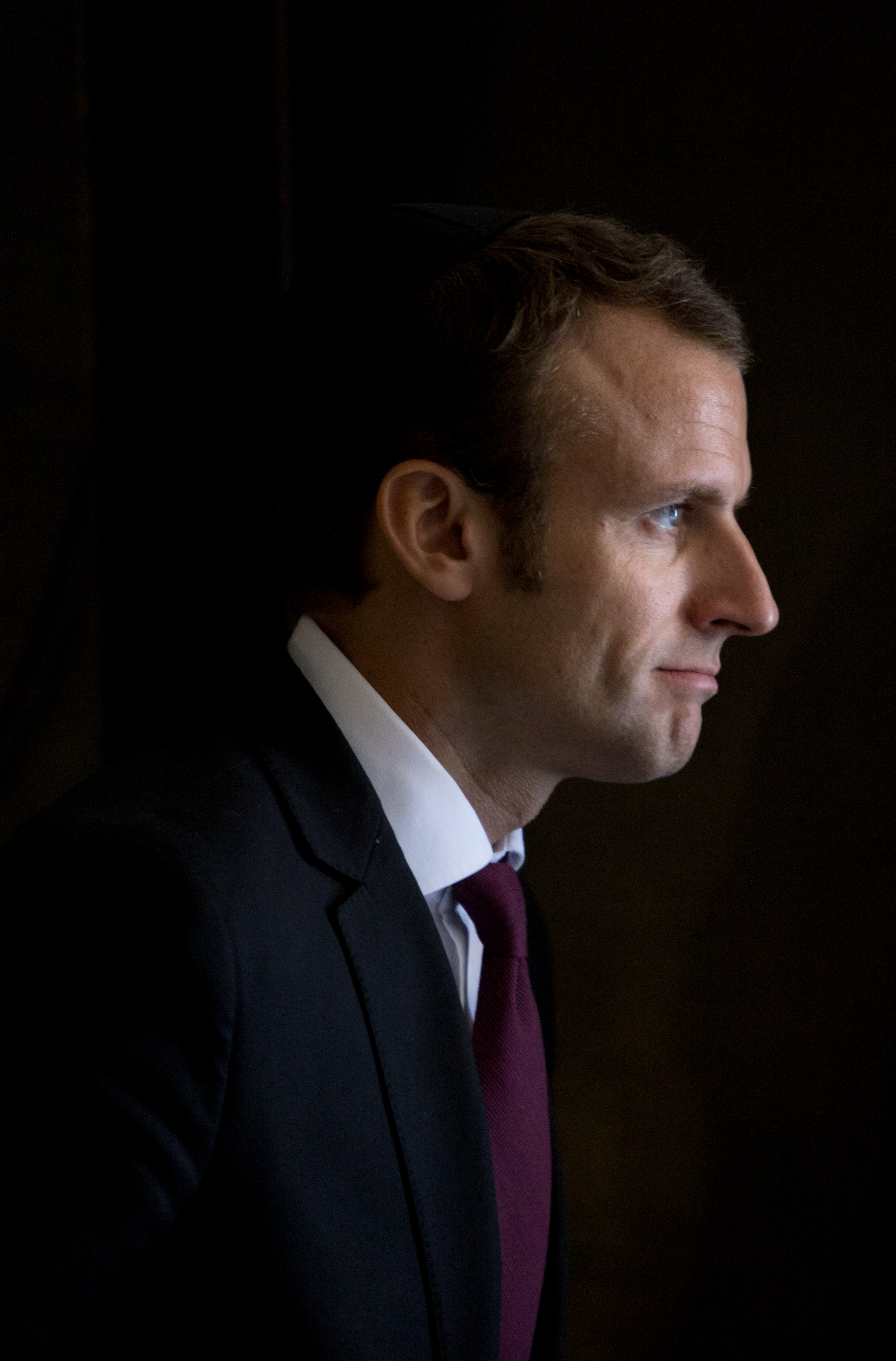 Εμανουέλ Μακρόν: Εκτός πρωτοκόλλου-1