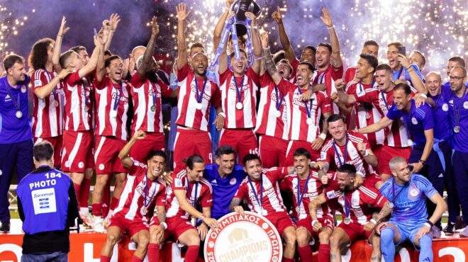 φιέστα-και-ανακούφιση-563596489