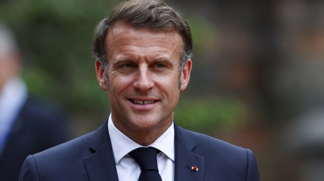 εμανουέλ-μακρόν-γκιλοτίνες-563635561