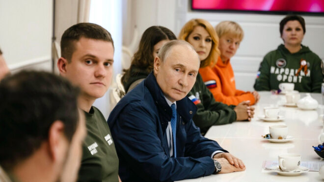 γυρίζει-την-πλάτη-στο-ουκρανικό-ο-τραμ-563625667