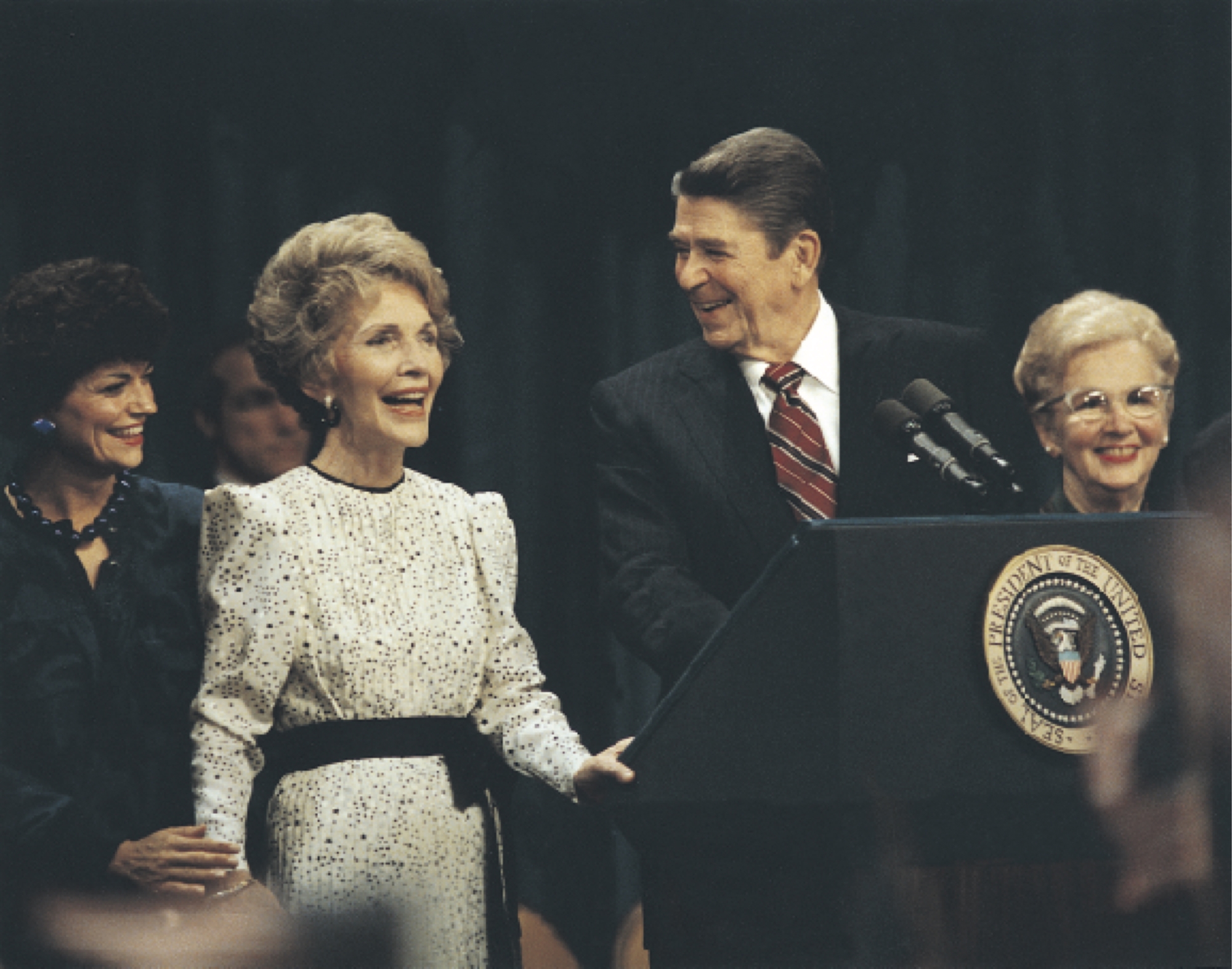 Σαρωτική νίκη της συντηρητικής επανάστασης-1