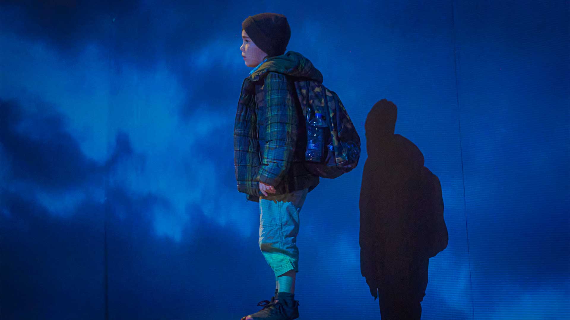 Μια παράσταση για όσους δεν χωράνε-1