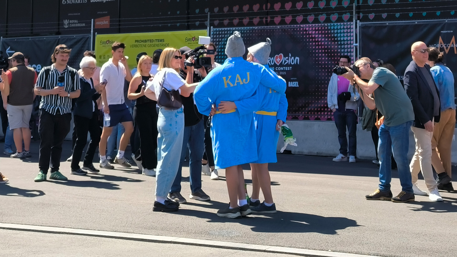 Eurovision 2025: Τι στο καλό συνέβη στη Βασιλεία;-2