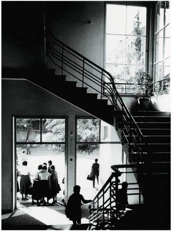 Το Καλλιτεχνικό Γυμνάσιο βρίσκει στέγη στο εμβληματικό διατηρητέο των Εξαρχείων – Φωτορεπορτάζ της «Κ»-16