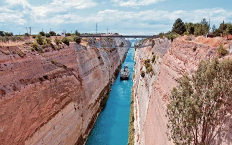 Η Πελοπόννησος με τα πόδια: 12 μονοπάτια,1.700 χιλιομέτρα-2