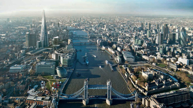 οι-ελληνες-που-βρίσκονται-στη-βρετανι-563618245