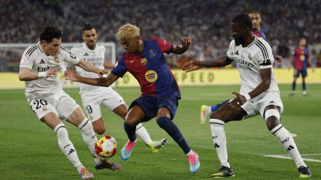 οι-έφηβοι-που-ετοιμάζονται-να-κατακτή-563594974