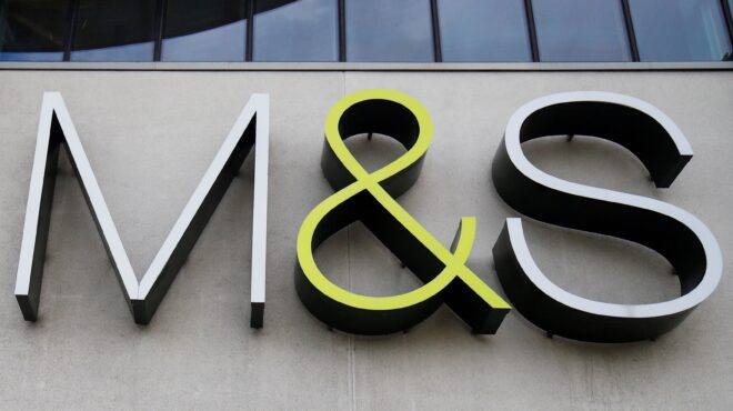marks-and-spencer-υποκλάπηκαν-κάποια-προσωπικά-δε-563609233