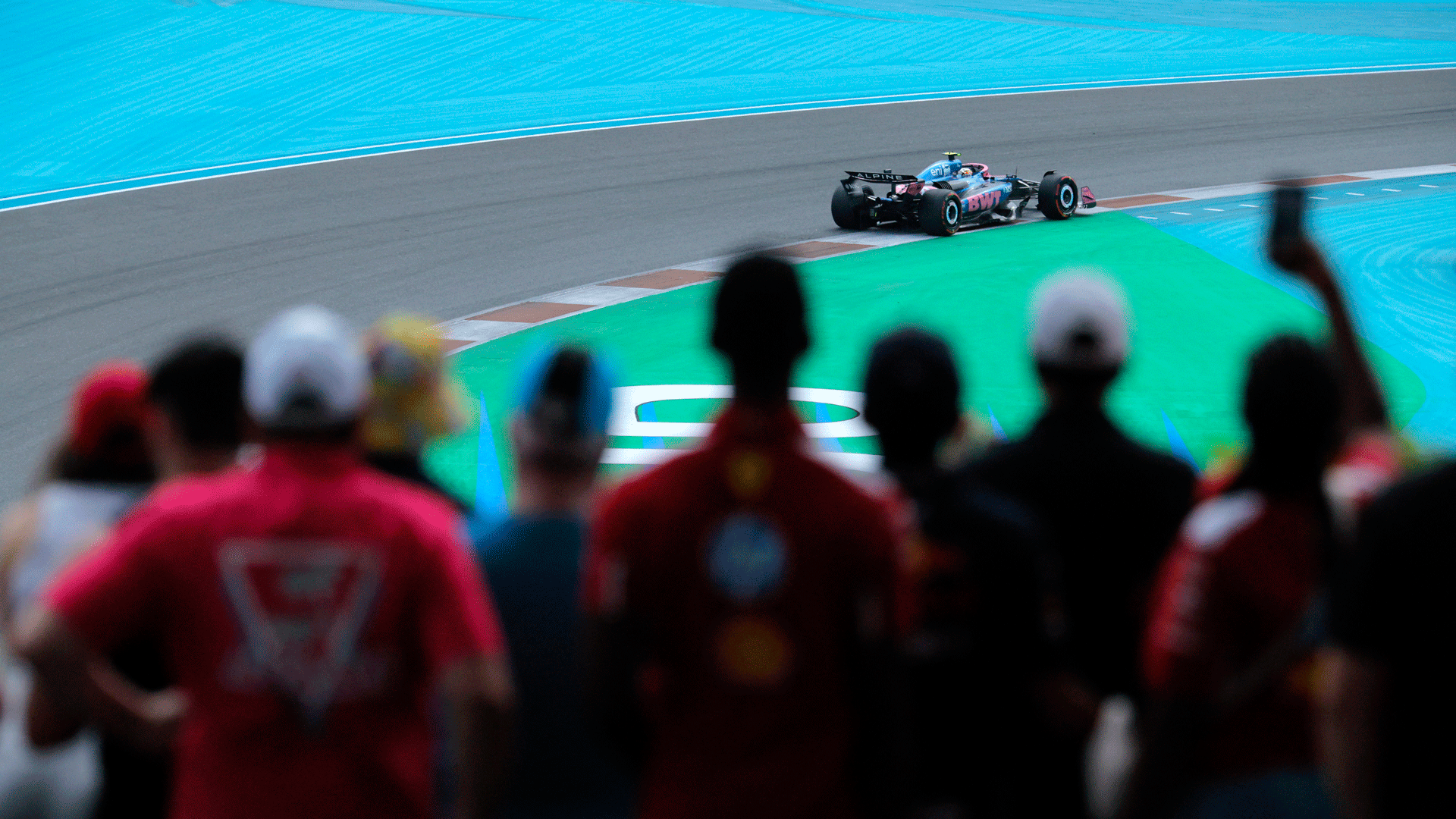 fia-μειώνει-τις-ποινές-για-τα-γαλλικά-με-563612149