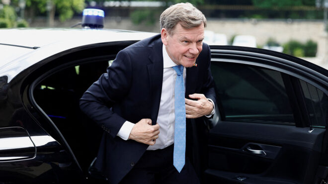 γιόχαν-βάντεφουλ-στο-ισραήλ-η-πρώτη-επ-563606839