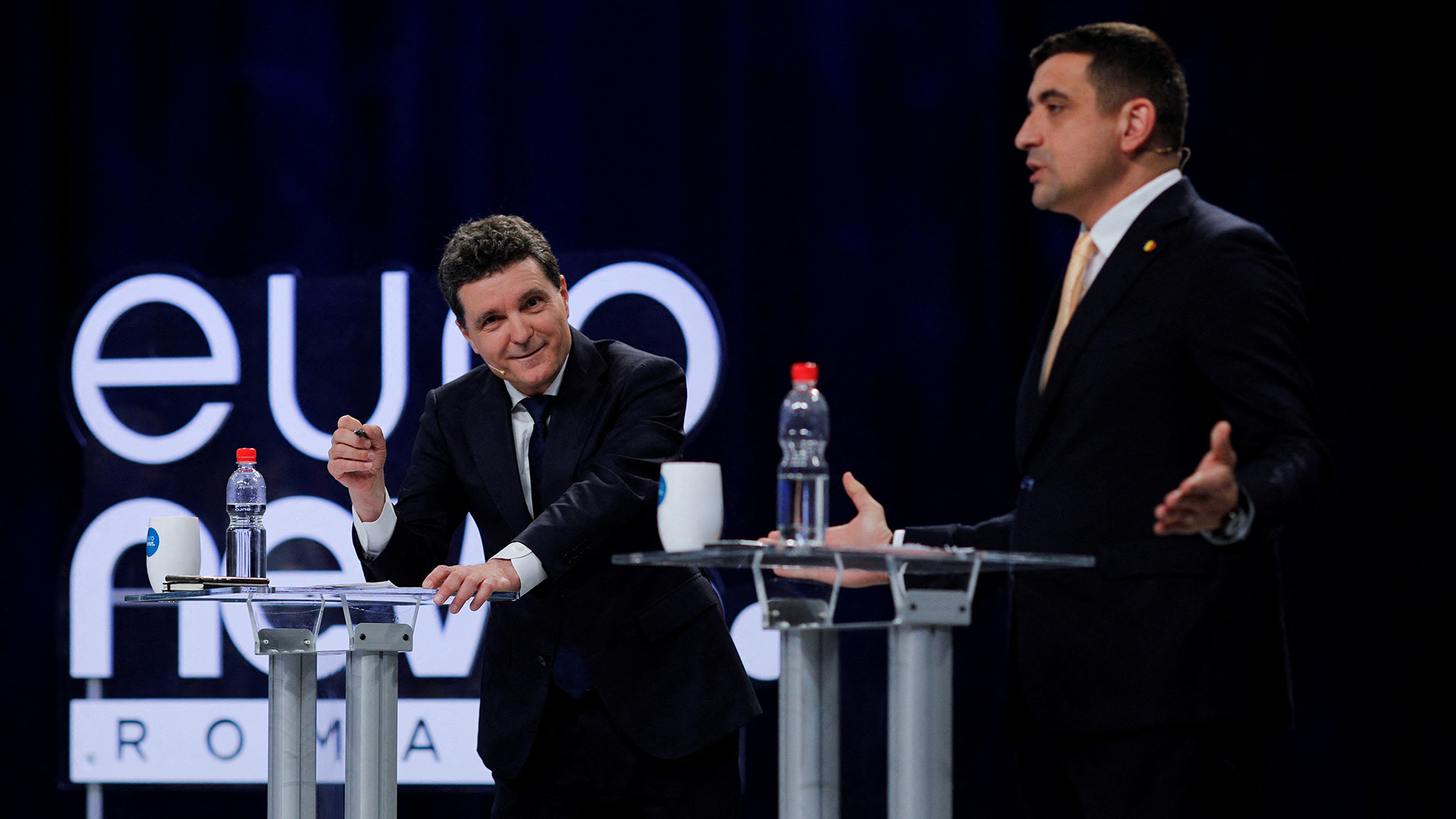 Εκλογική «Σούπερ Κυριακή»: Τι διακυβεύεται σε Ρουμανία, Πολωνία, Πορτογαλία-1