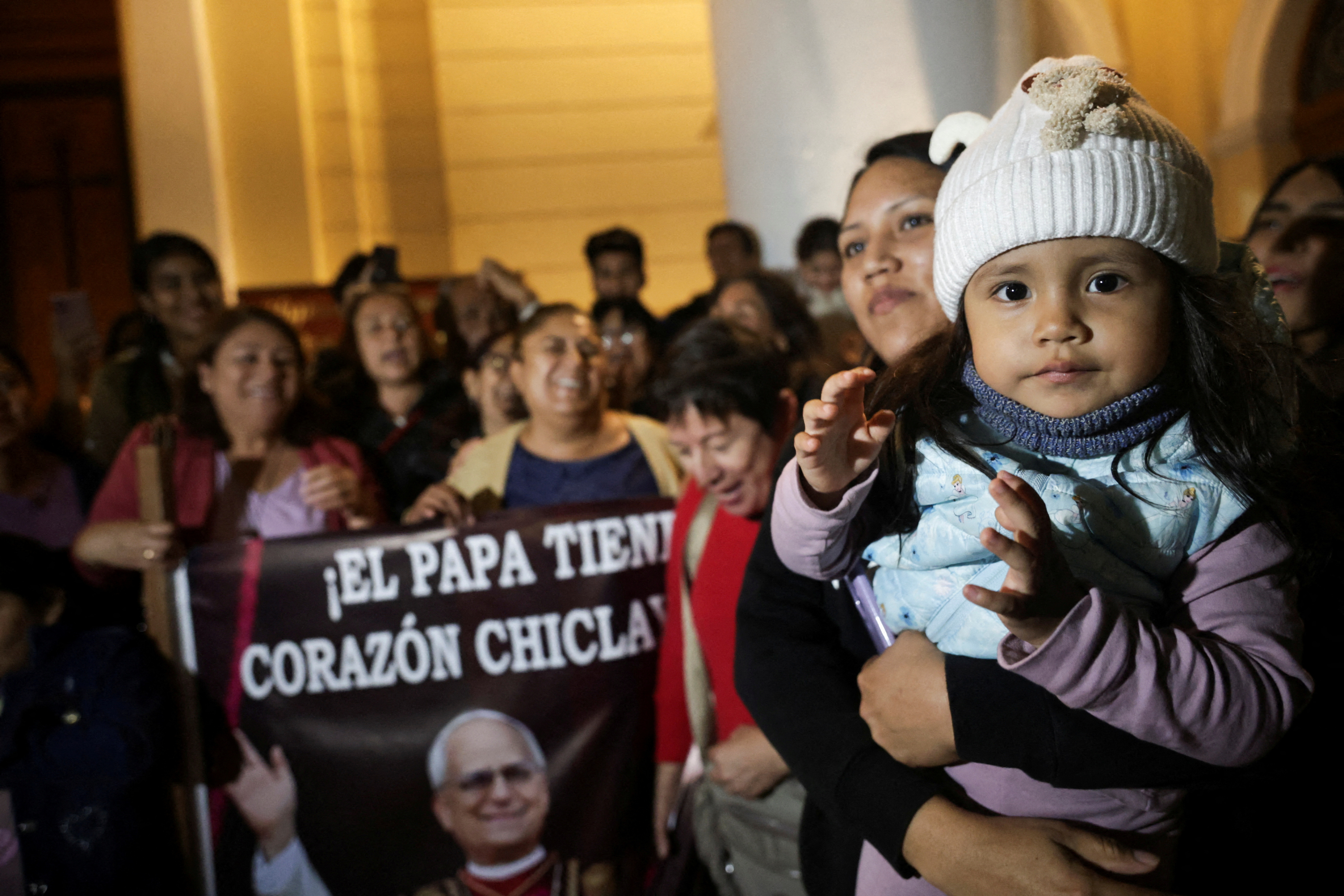CNN: Είναι η εκλογή του νέου Πάπα μήνυμα στον Τραμπ;-6