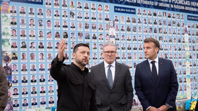 επιφυλακτικός-ο-ζελένσκι-στην-πρότασ-563607073