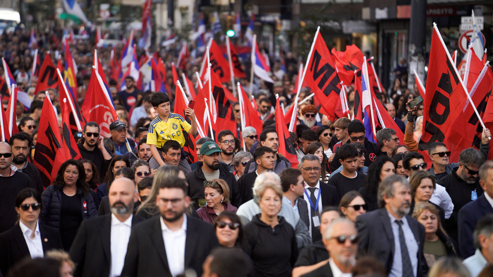 Ουρουγουάη: «Σε ευχαριστούμε Πέπε» – Πλήθος κόσμου αποχαιρετά τον πρώην πρόεδρο Μουχίκα-2