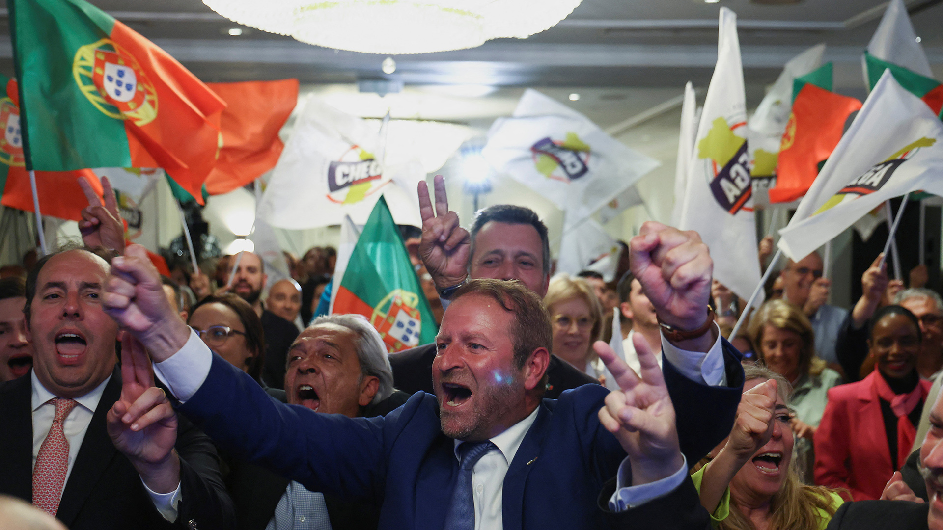 Εκλογική «Σούπερ Κυριακή»: Ανατροπές, γρίφοι και ανοιχτοί λογαριασμοί-7