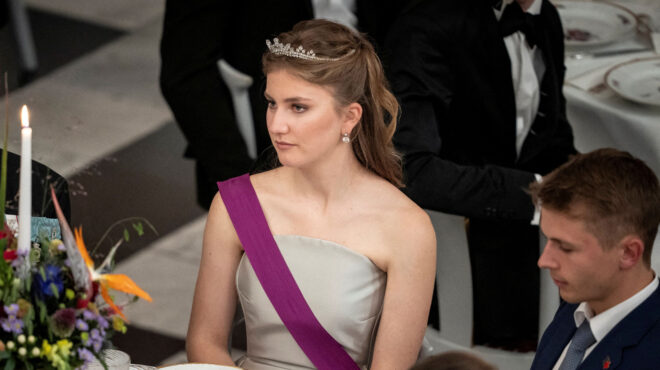 ο-τραμπ-αποβάλλει-από-το-χάρβαρντ-την-π-563628832