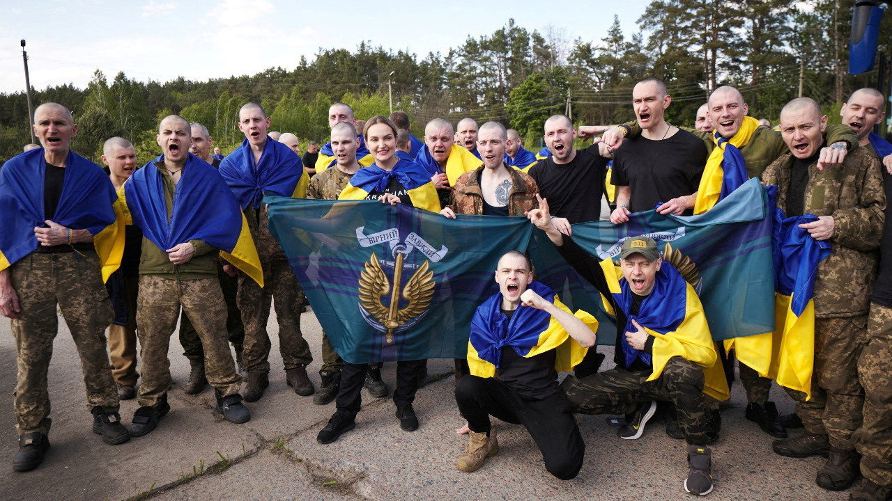 Ουκρανία – Ρωσία: Ολοκληρώθηκε η μεγαλύτερη ανταλλαγή αιχμαλώτων πολέμου-1