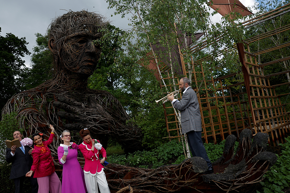 Mega yacht στα κανάλια-2