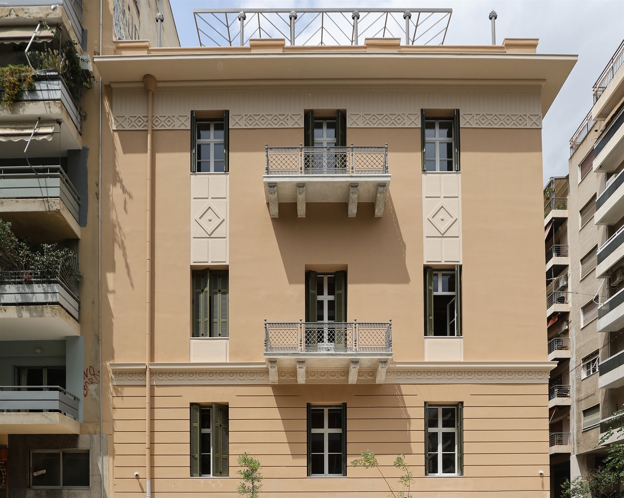 Οροφογραφίες: Στρώματα αθηναϊκής ιστορίας-2