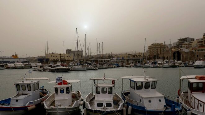 καιρός-ανοδος-της-θερμοκρασίας-και-σκ-563625709