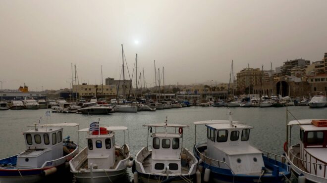 καιρός-ζέστη-με-30άρια-και-αφρικανική-σ-563596774