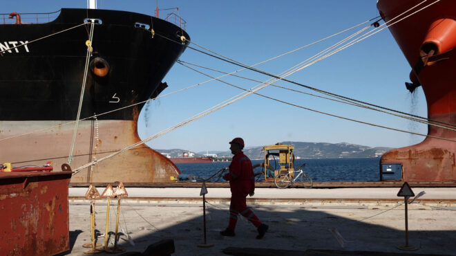 ελευσίνα-σοβαρός-τραυματισμός-ναυτι-563609626