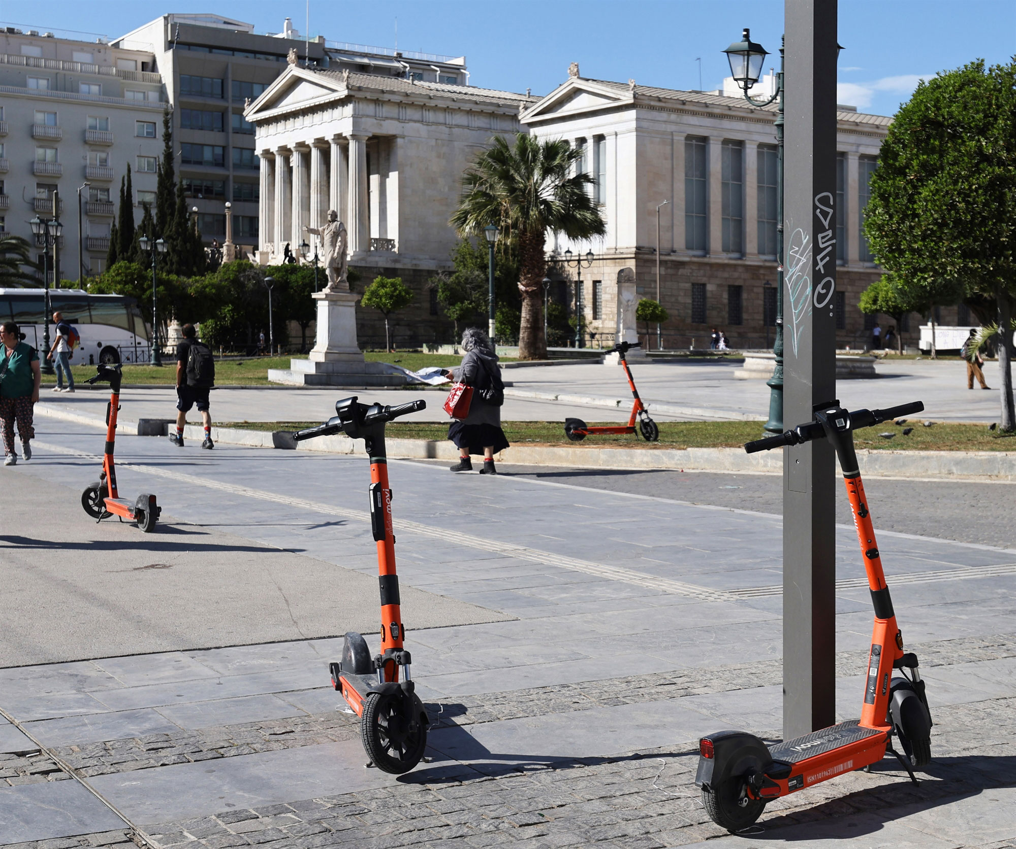 Ηλεκτρικά πατίνια: Χειρόφρενο μέχρι να μπει τάξη-1