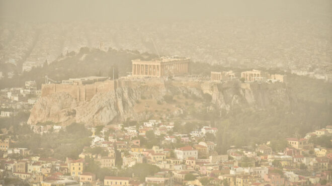 αφρικανική-σκόνη-αυξημένες-συγκεντρ-563595625