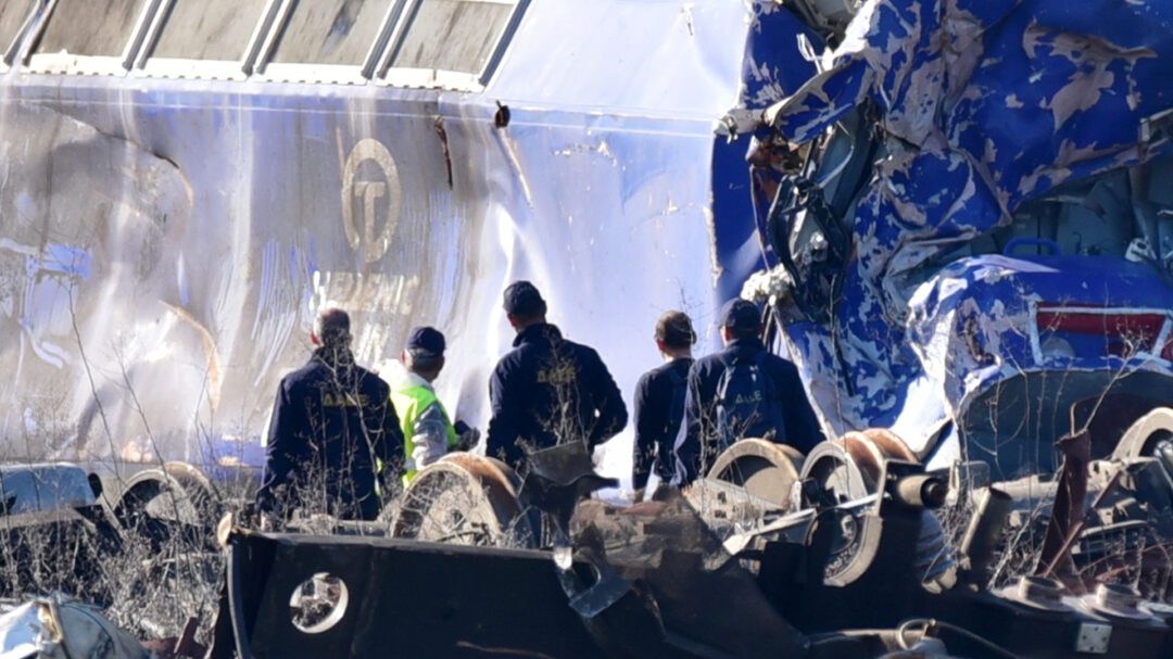 τέμπη-θερμικό-φορτίο-έως-200-c-στη-δεύτερ-563611762