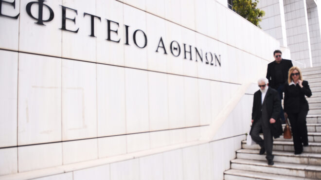 δίκη-φιλιππίδη-η-αγανάκτηση-του-ηθοπο-563638039