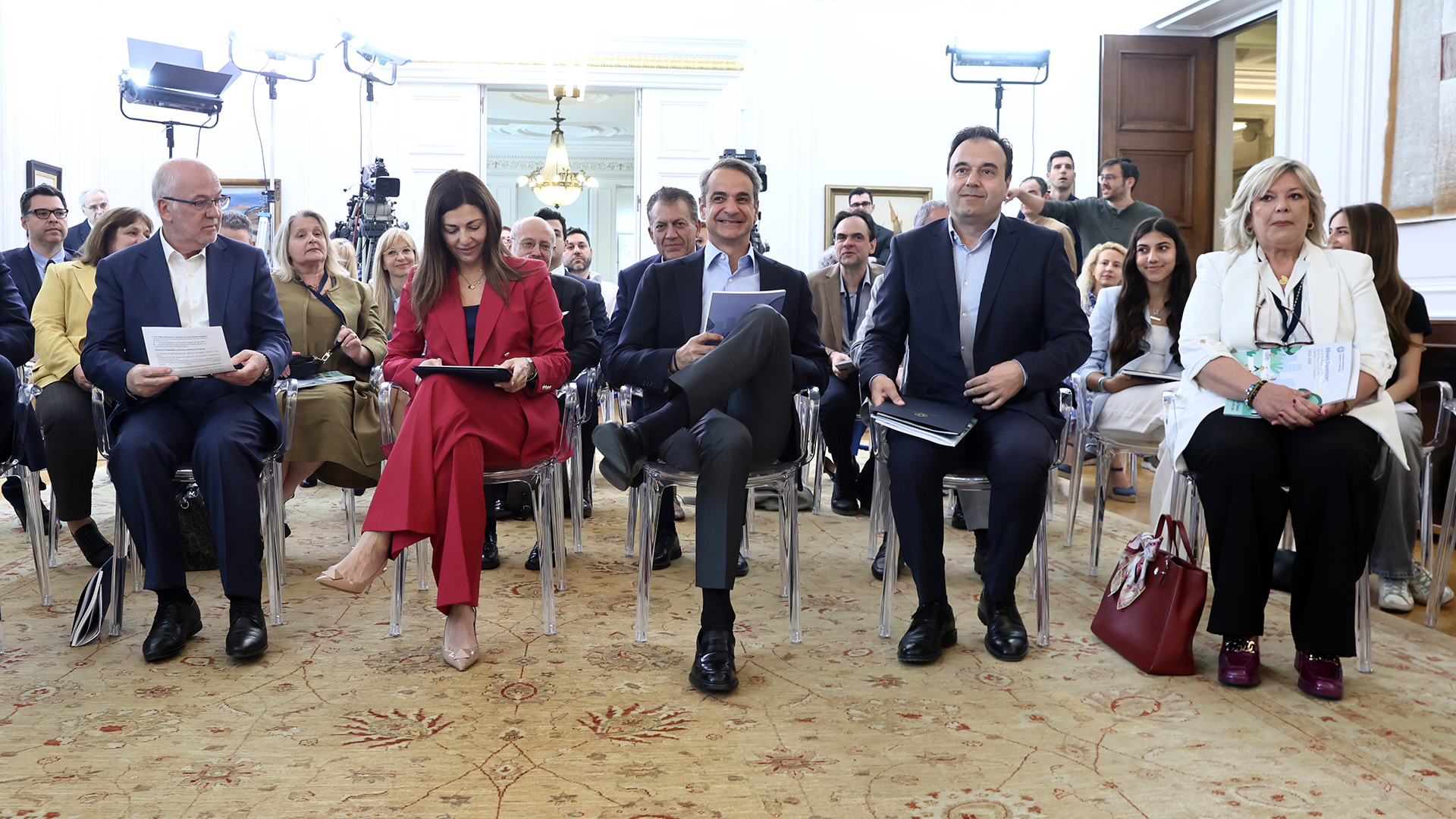 Τι περιλαμβάνει η εθνική στρατηγική για τη βία των ανηλίκων – Τα νέα μέτρα-2