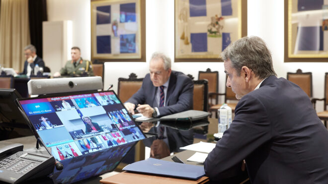 ουκρανικό-ομίχλη-πάνω-από-τον-βόσπορο-563609146