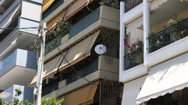 νέα-σμύρνη-σε-κατ-οίκον-περιορισμό-ο-71-563613670