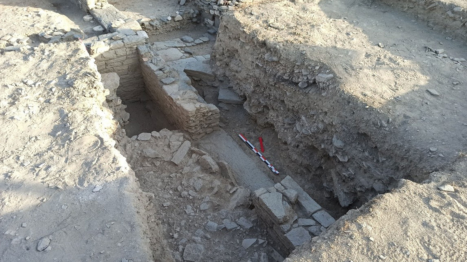 Πάρος: Εντυπωσιακά ευρήματα από τις ανασκαφές στο αρχαίο εργαστήριο γλυπτικής-2