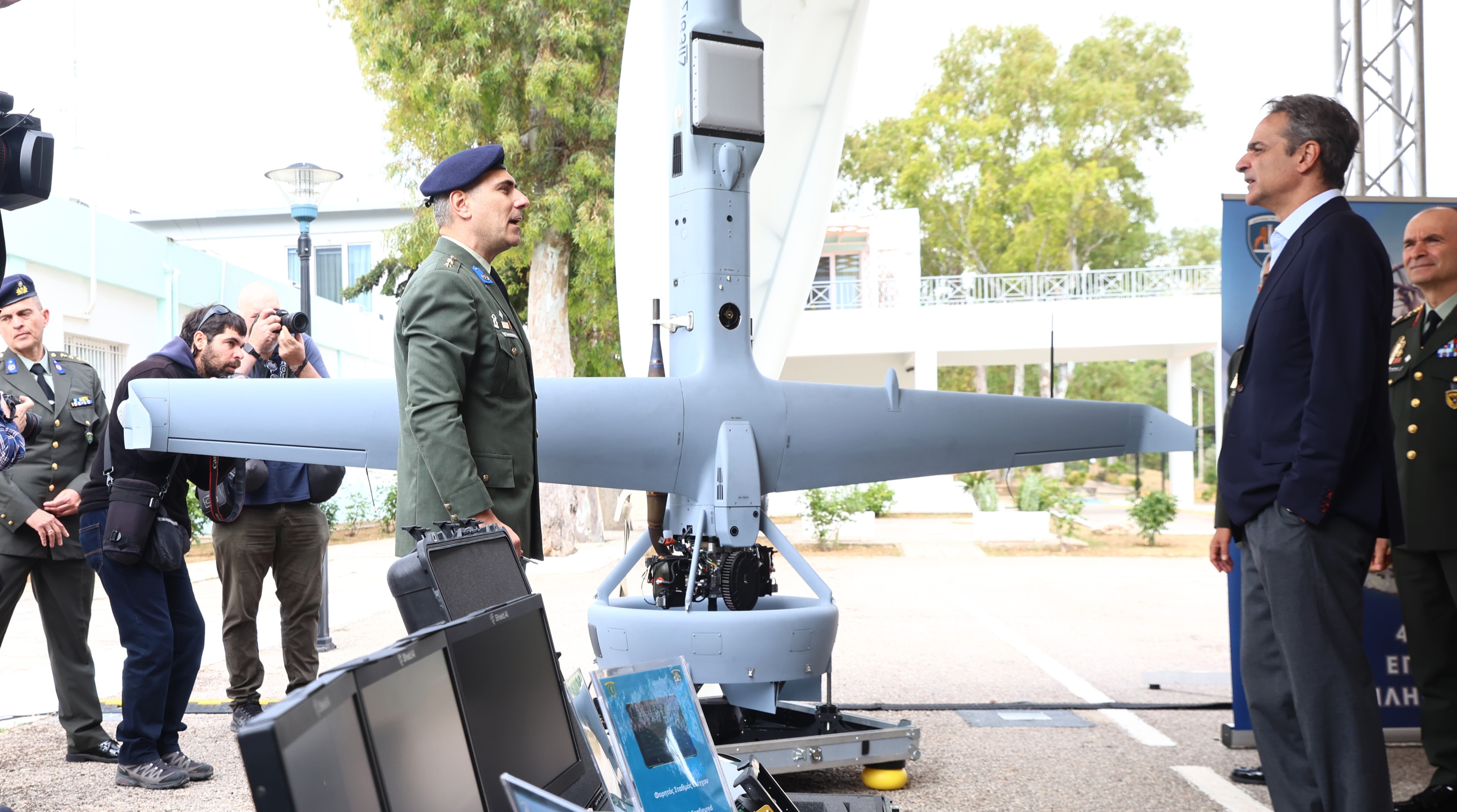 Παρουσία Μητσοτάκη – Δένδια η τελετή ένταξης των νέων drones στις Ενοπλες Δυνάμεις-1