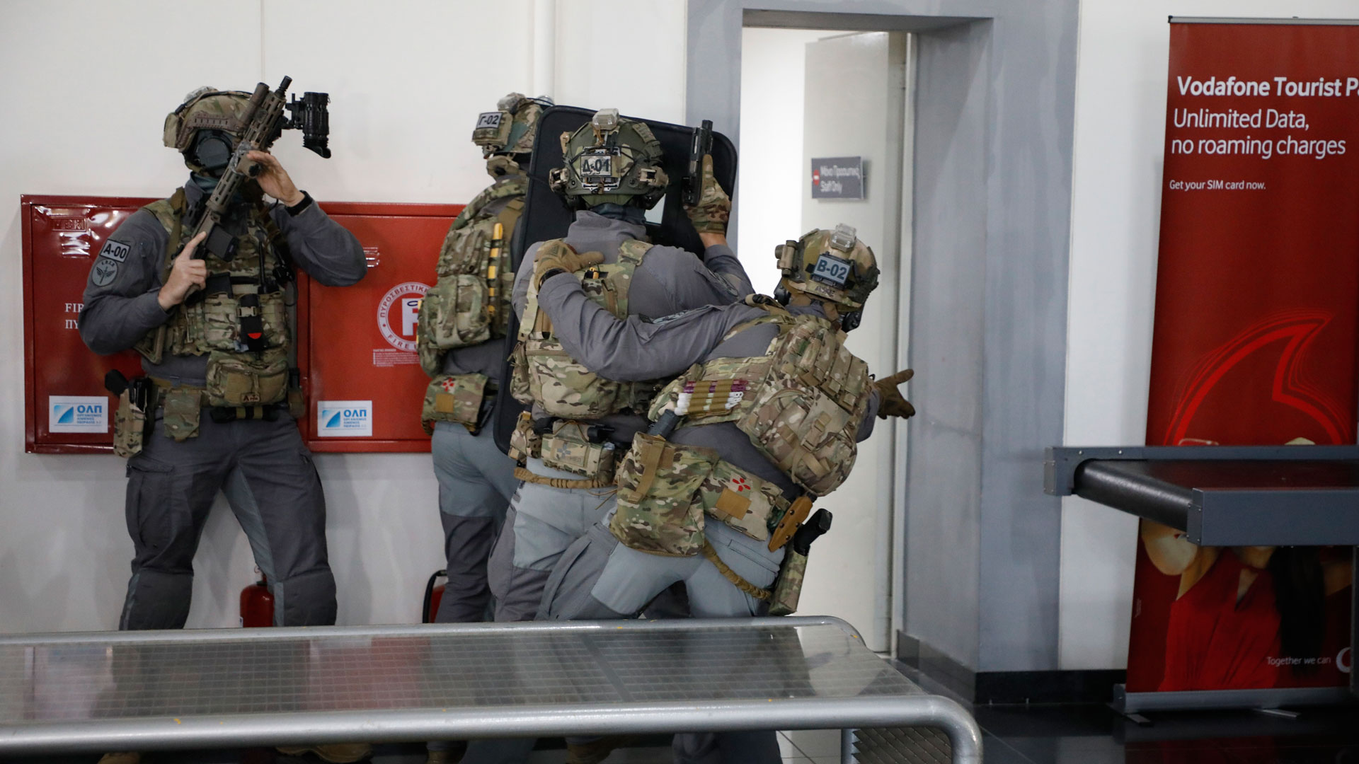 Λιμάνι Πειραιά: Εικόνες από την άσκηση αντιμετώπισης τρομοκρατικής ενέργειας-5