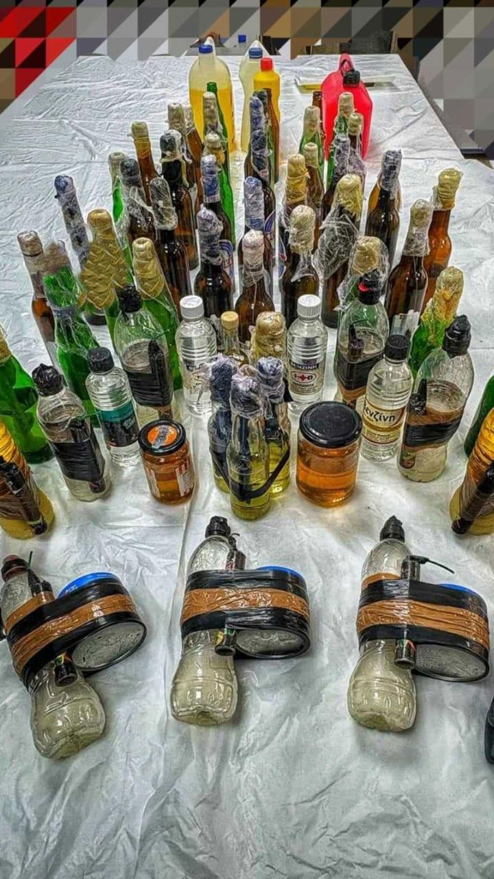 ΑΠΘ: Εντοπίστηκαν 49 μολότοφ στο κτίριο του Πολυτεχνείου-5