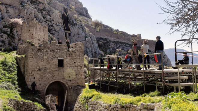 τρεις-ειδικοί-μιλούν-στην-κ-με-δασμο-563599303