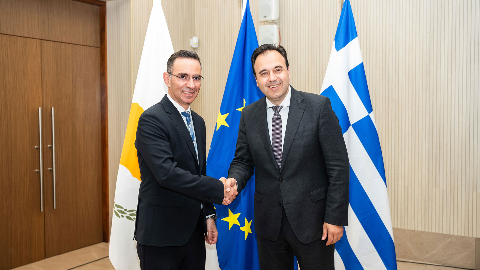 Το Gov.gr Wallet διασυνδέθηκε με τον «Ψηφιακό Πολίτη» της Κύπρου-1