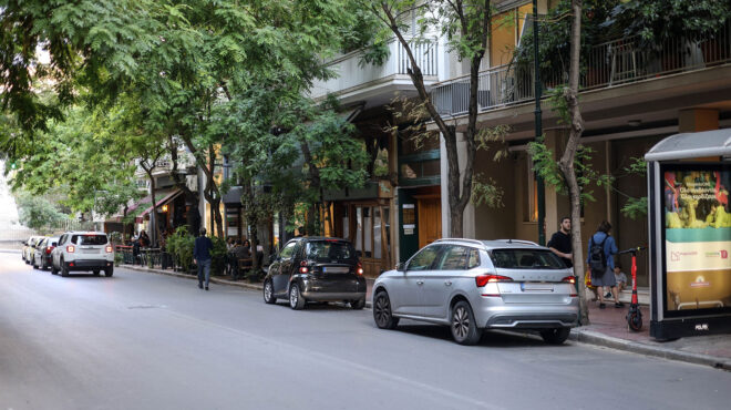 κολωνάκι-η-τήρηση-του-νόμου-εξοργίζει-563635945