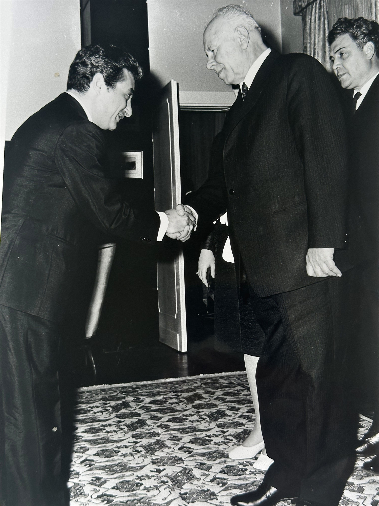 Οι άγνωστες αποστολές του Π. Μολυβιάτη-3