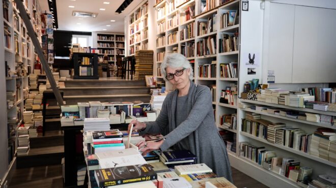 σε-ασφυξία-τα-μικρά-βιβλιοπωλεία-το-563639584