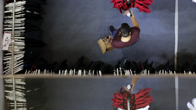 τι-σημαίνει-το-δικαστικό-μπλόκο-στο-563631967