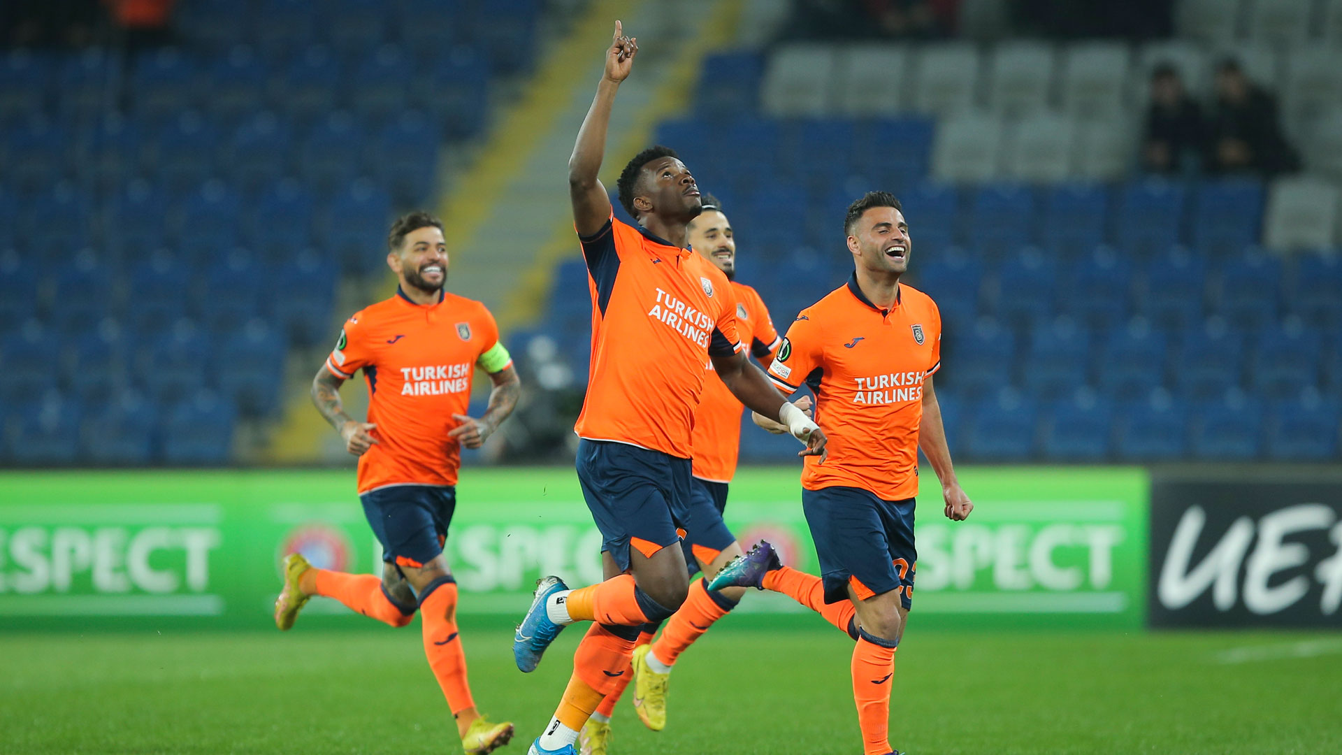 O Γιουσούφ Νταγισιμιγέ είναι γεννημένος μαχητής-2