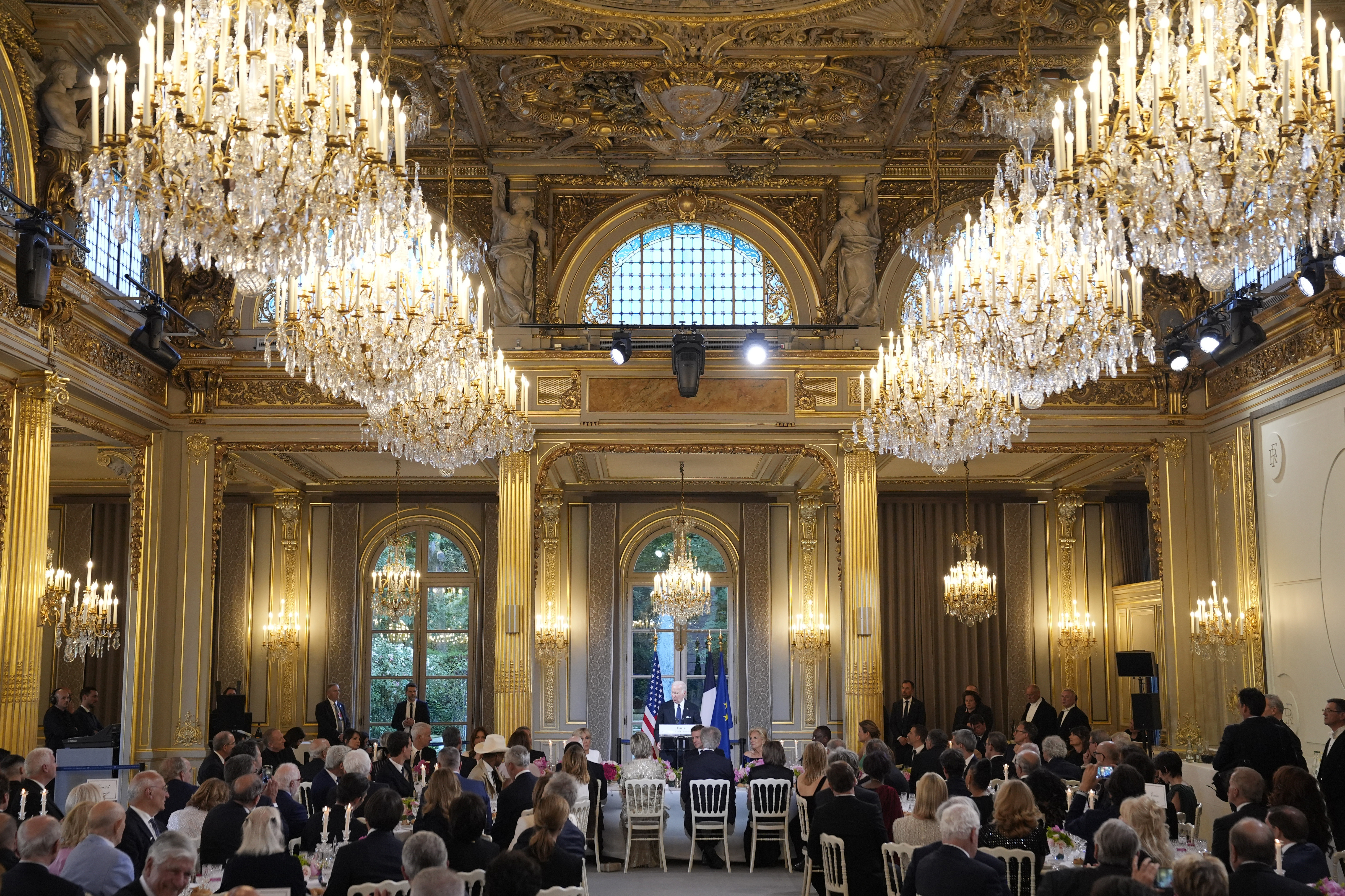 Εμανουέλ Μακρόν: Εκτός πρωτοκόλλου-5