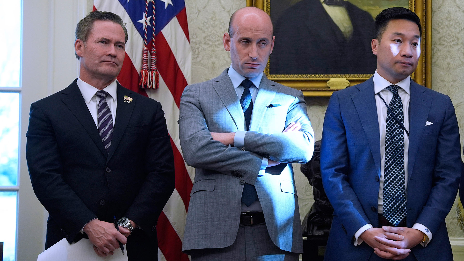 Τι κάνει το MAGA με έναν κόσμο στις φλόγες;-4